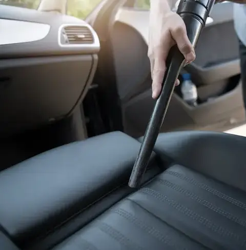 detailing automobile à Corseul - image 3